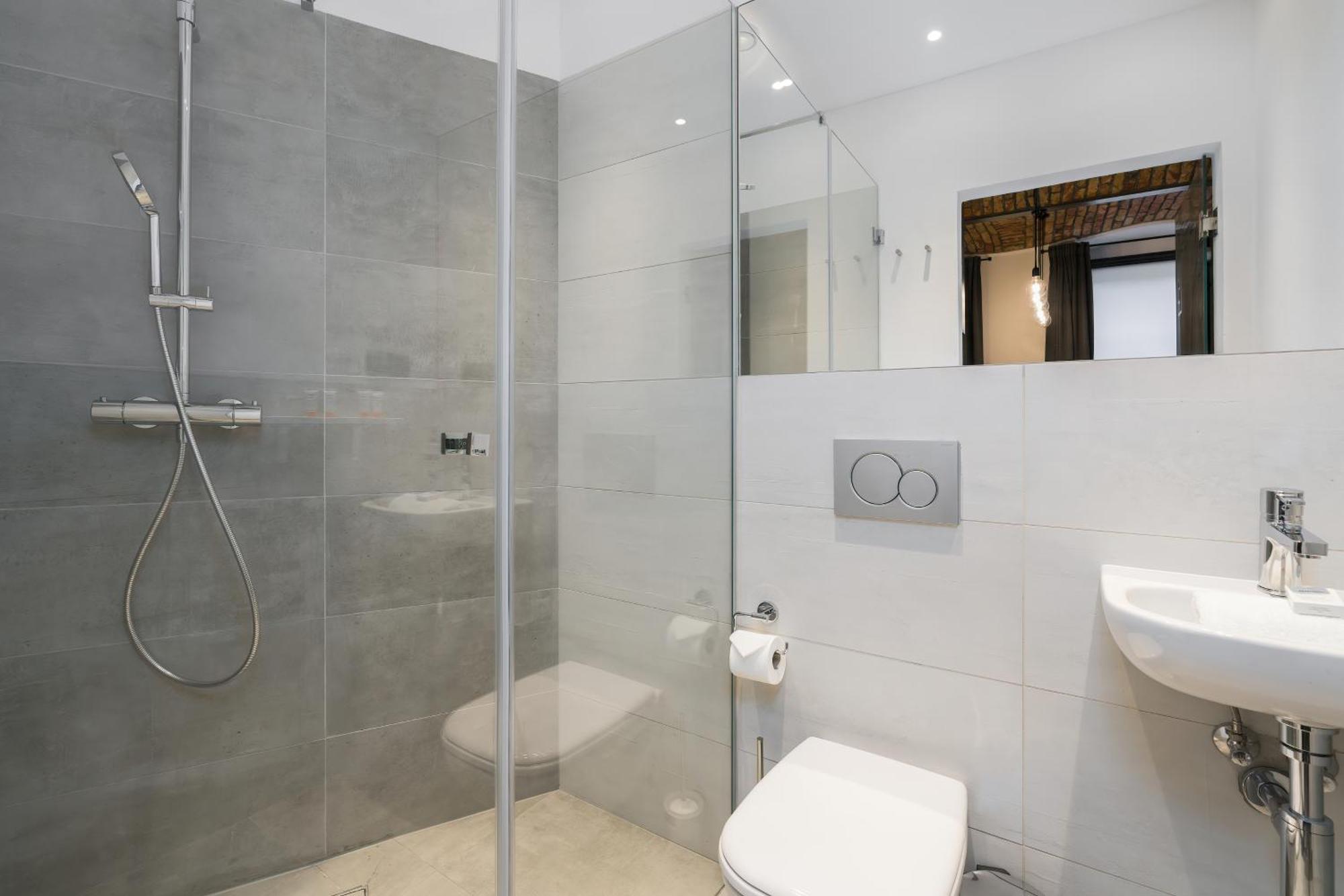 Level -1 Loft Apartments City Center By Renters Posen Exterior foto